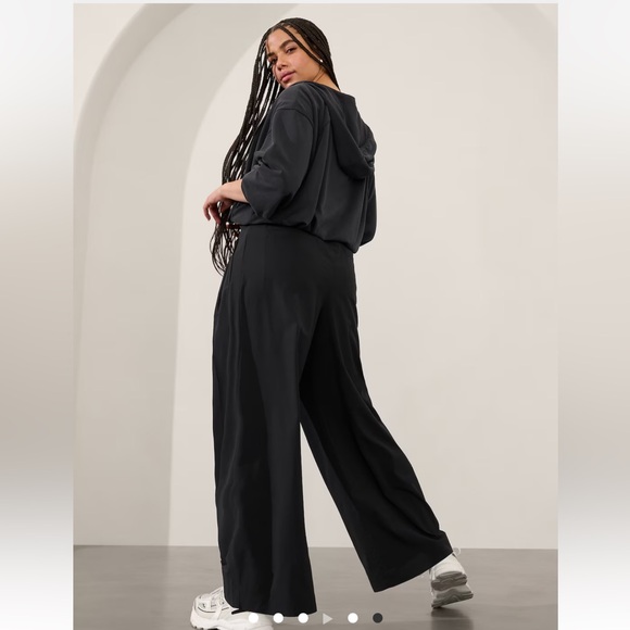 Athleta Brooklyn Heights high rise pleated wide leg pant black 14 petite - Picture 5 of 15